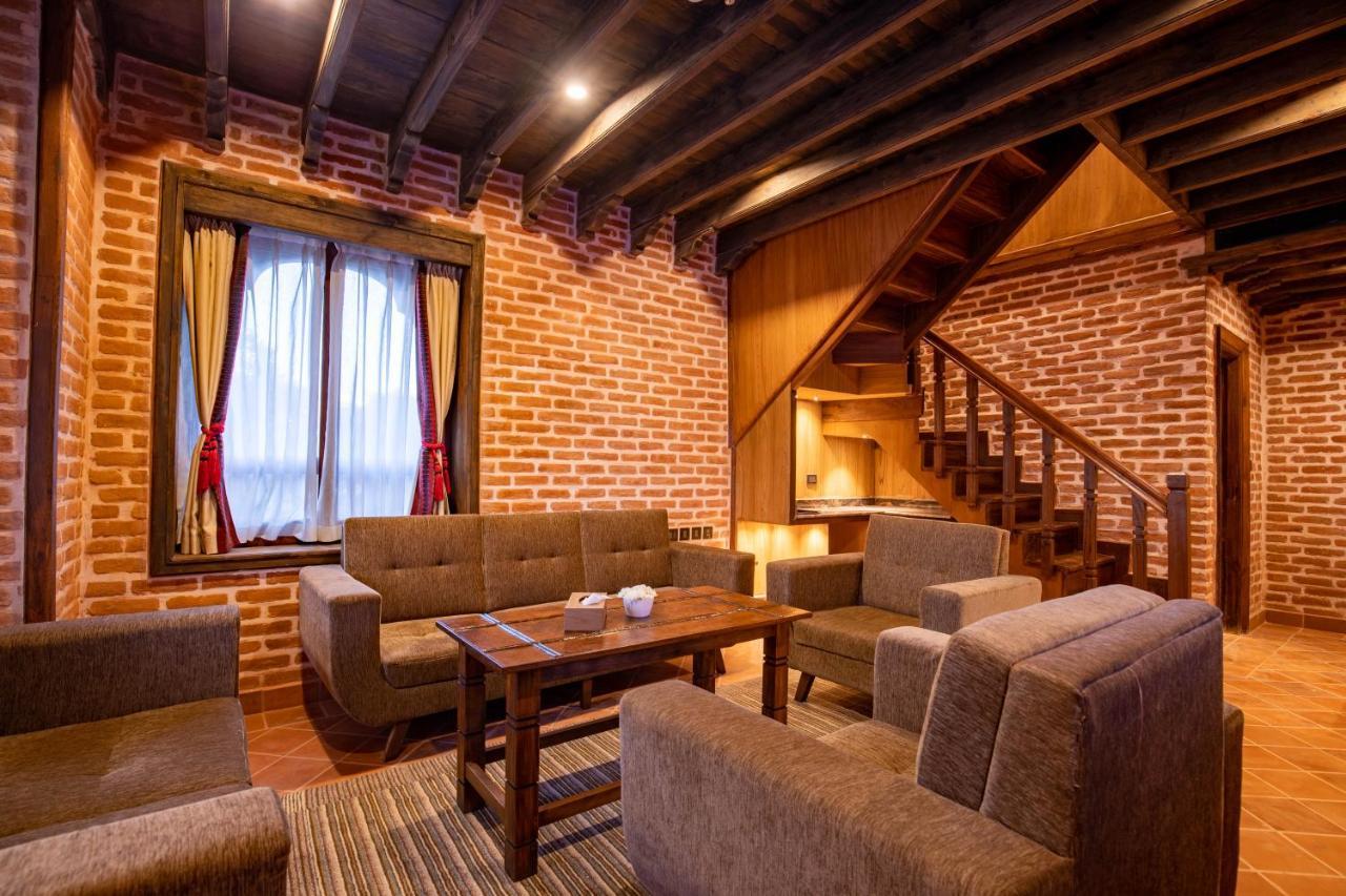 Basera Boutique Hotel Katmandu Dış mekan fotoğraf Interior of the hotel