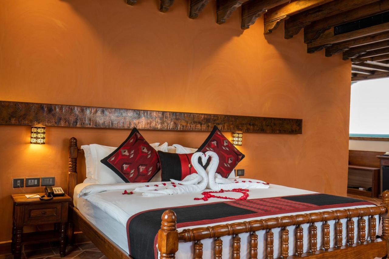 Basera Boutique Hotel Katmandu Dış mekan fotoğraf A bedroom at the resort